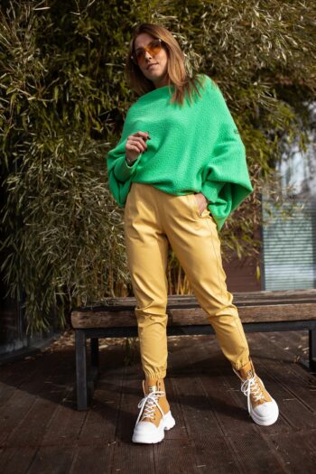 Lockerer asymmetrischer Tunika Pullover von Bastet in Apfelgrün Hoodies / Shirts / Tunika Abeli Exclusive Fashion