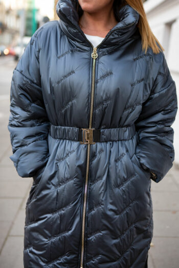 Bestickter Mantel mit Stehkragen und Gürtel von BASTET in Blau Jacken / Mäntel / Westen Abeli Exclusive Fashion