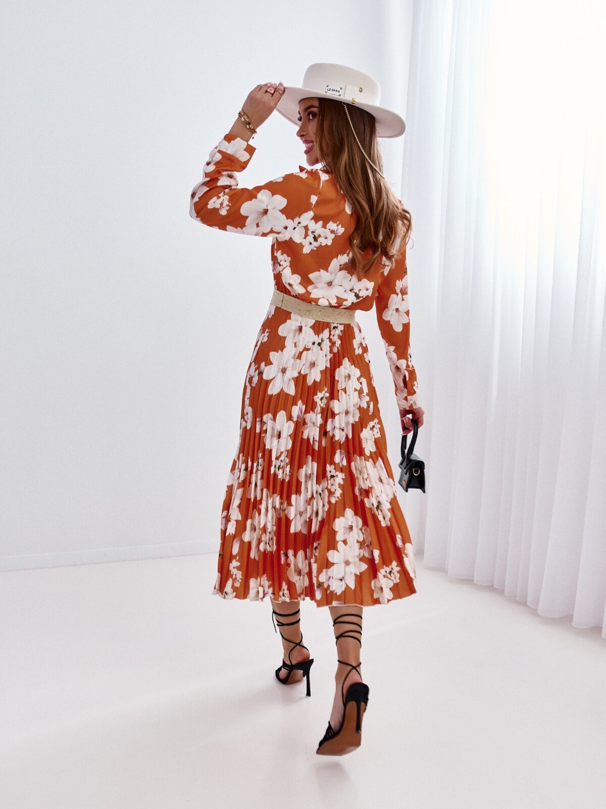 Feminines Blumen-Plissee-Kleid von Cocomore in Orange Kleider Abeli Exclusive Fashion