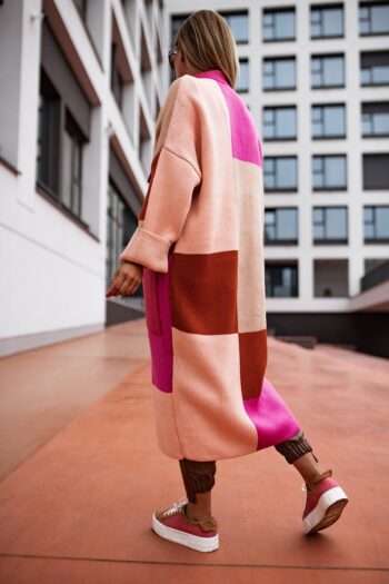 Long-Cardigan mit Kragen und Taschen von Bastet in modischem Farb-Mix Jacken / Mäntel / Westen Abeli Exclusive Fashion