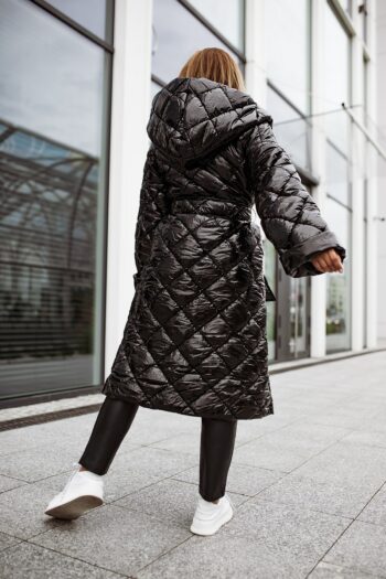 Langer Mantel in Lack-Schwarz mit weiten Ärmeln von Bastet Fashion Jacken / Mäntel / Westen Abeli Exclusive Fashion