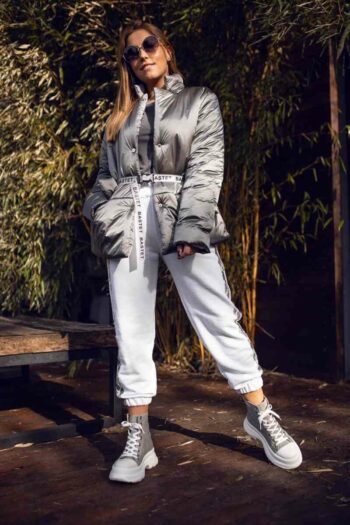 Trendige Jacke in Silber-Grau von Bastetfashion Jacken / Mäntel / Westen Abeli Exclusive Fashion
