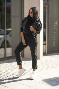 Bequemer Klassik Rollkragenpullover in Grau von Bastet-Fashion Pullover | Strickjacken Abeli Exclusive Fashion