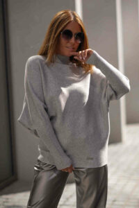 Kuscheliger Oversize-Pullover in Beige von BASTET Fashion Hoodies | Shirts | Tunika Abeli Exclusive Fashion