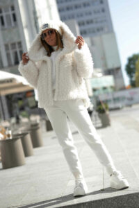 Super stylischer Dreiteiler in Schwarz für stilvolle Auftritte Hoodies | Shirts | Tunika Abeli Exclusive Fashion